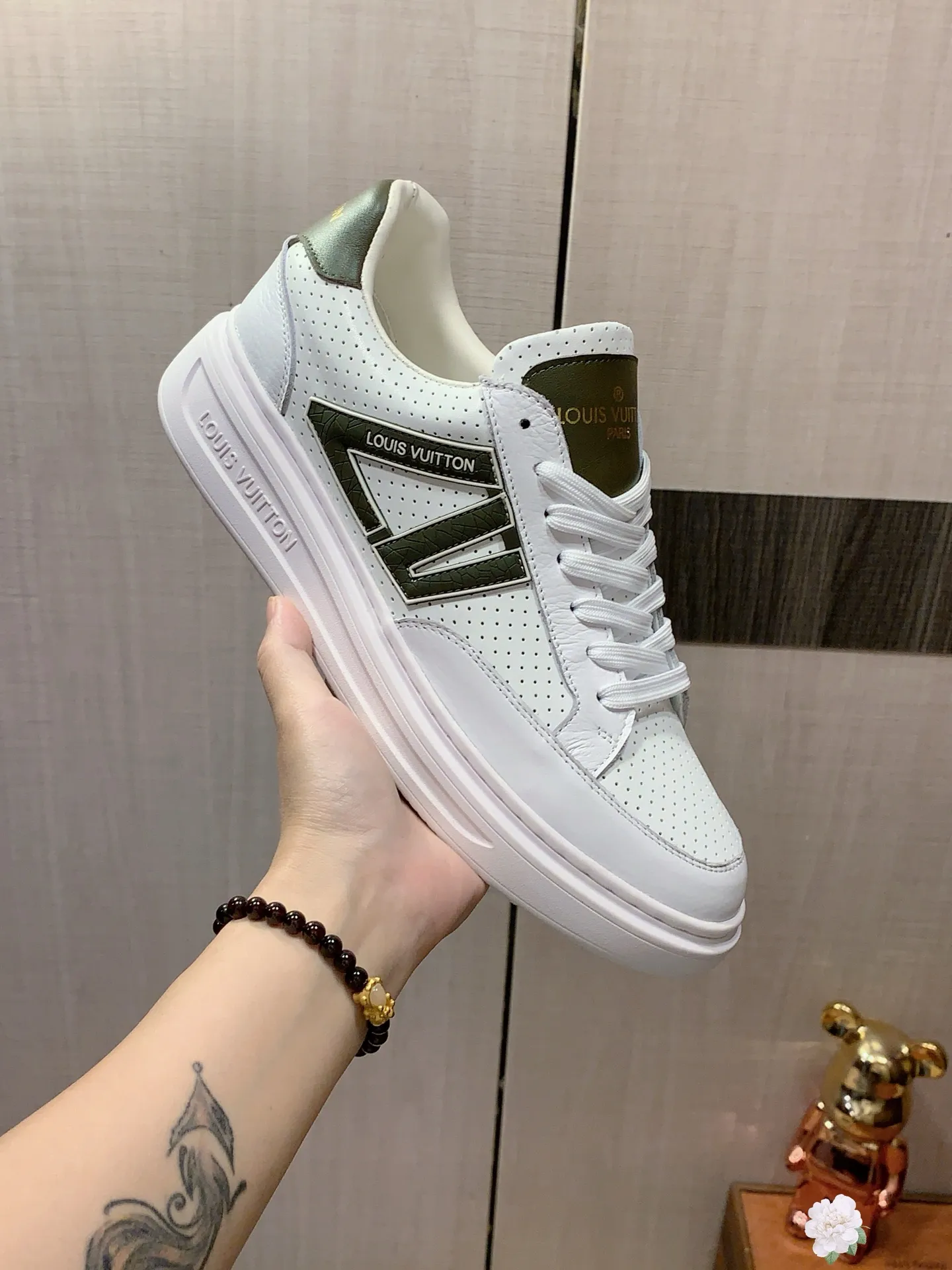 Men's Men's Shoes 💰420💰💰🎩🎩[Lightning][Lightning] "Lv*" The latest and most popular casual shoes, top brands [Seduce] Luxury ~ Purchasing Agency, Top ~ Quality. [Strong] The upper is made of imported breathable cowhide with material ➕ breathable sheepskin feet (•) and fine workmanship. Original stylish and stylish soft rubber wear-resistant and non-slip outsole, light and comfortable on the feet, the real thing looks better when taken in real life, 413: code: 38-44, 6️⃣ colors selected